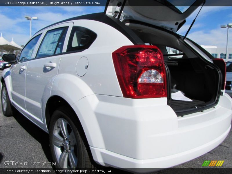 Bright White / Dark Slate Gray 2012 Dodge Caliber SXT
