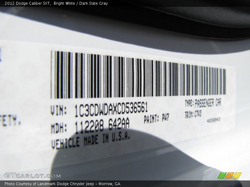 Bright White / Dark Slate Gray 2012 Dodge Caliber SXT