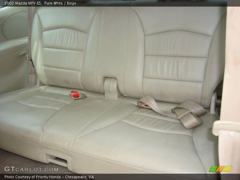 Rear Seat of 2002 MPV ES