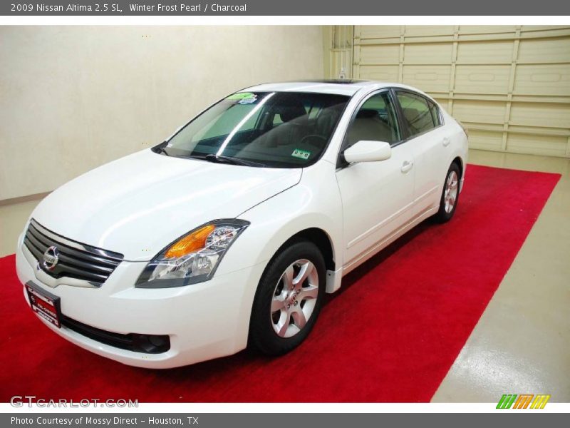 Winter Frost Pearl / Charcoal 2009 Nissan Altima 2.5 SL