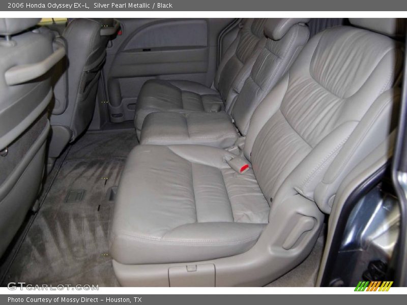 Silver Pearl Metallic / Black 2006 Honda Odyssey EX-L
