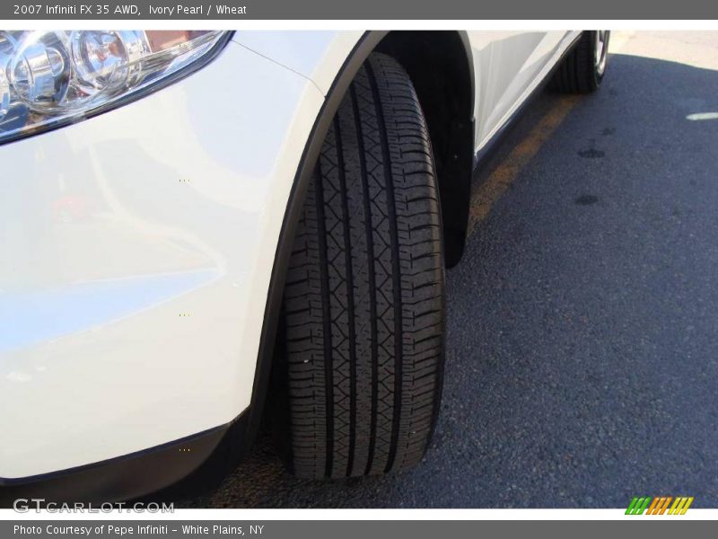 Ivory Pearl / Wheat 2007 Infiniti FX 35 AWD