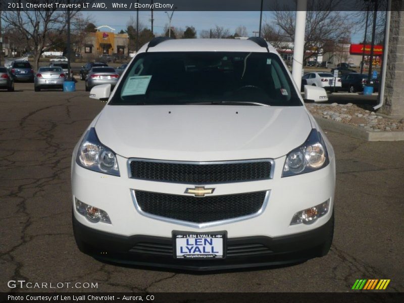 White / Ebony/Ebony 2011 Chevrolet Traverse LT AWD
