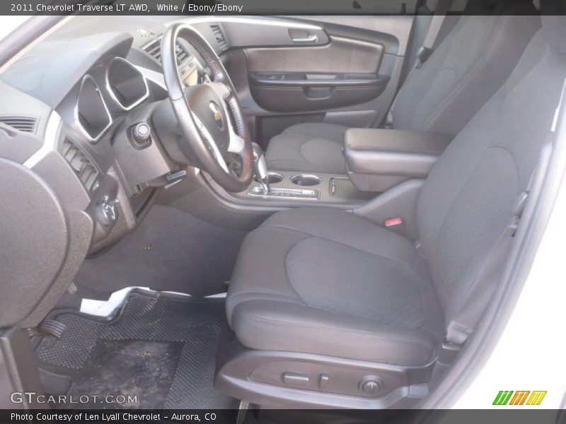 White / Ebony/Ebony 2011 Chevrolet Traverse LT AWD
