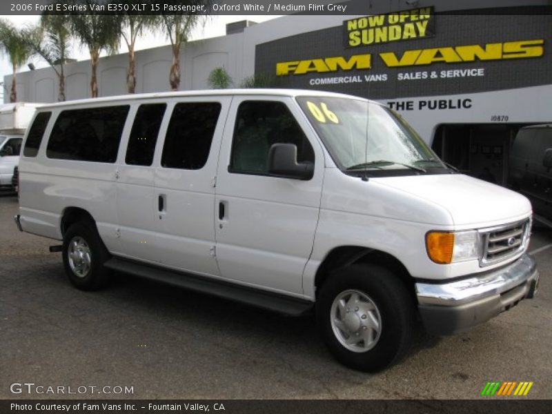 Oxford White / Medium Flint Grey 2006 Ford E Series Van E350 XLT 15 Passenger