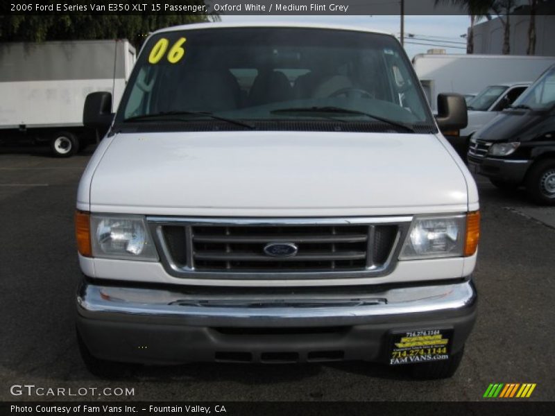 Oxford White / Medium Flint Grey 2006 Ford E Series Van E350 XLT 15 Passenger