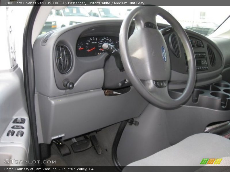 Oxford White / Medium Flint Grey 2006 Ford E Series Van E350 XLT 15 Passenger