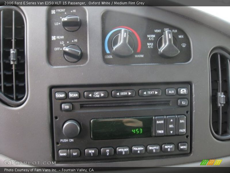 Oxford White / Medium Flint Grey 2006 Ford E Series Van E350 XLT 15 Passenger