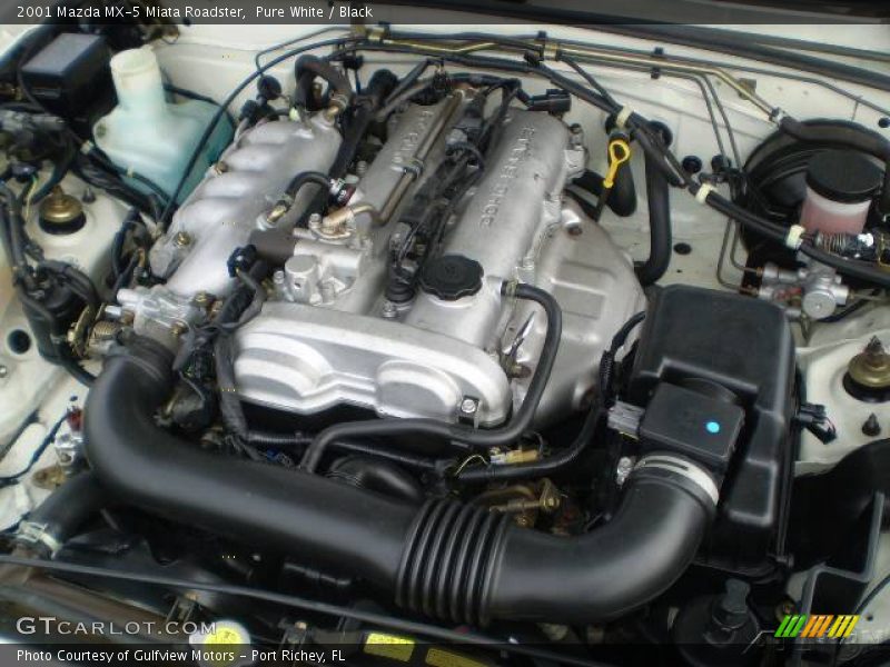 Pure White / Black 2001 Mazda MX-5 Miata Roadster