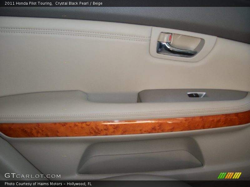 Crystal Black Pearl / Beige 2011 Honda Pilot Touring