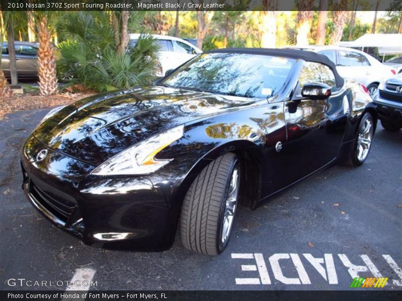 Magnetic Black / Gray Leather 2010 Nissan 370Z Sport Touring Roadster