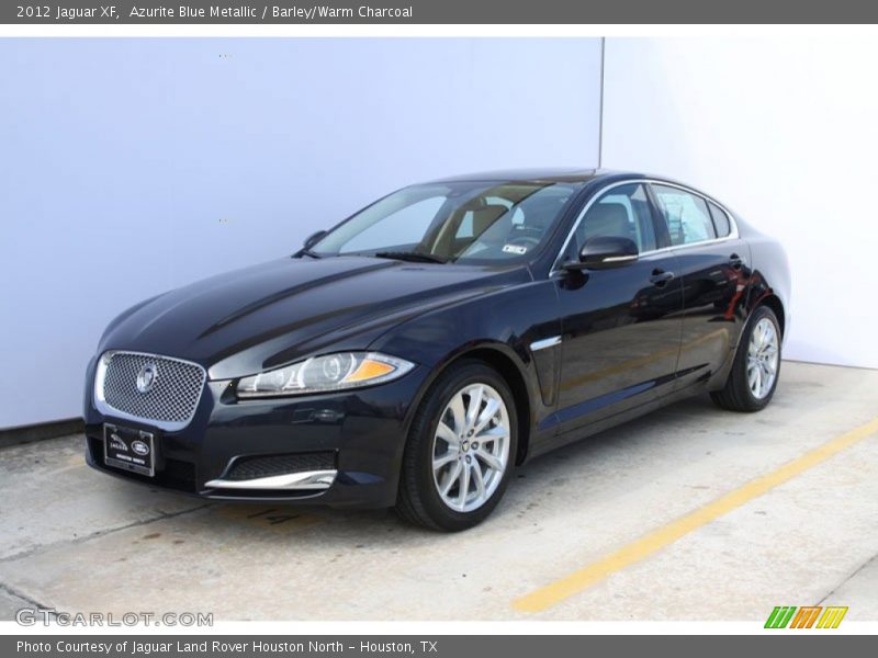 Front 3/4 View of 2012 XF 