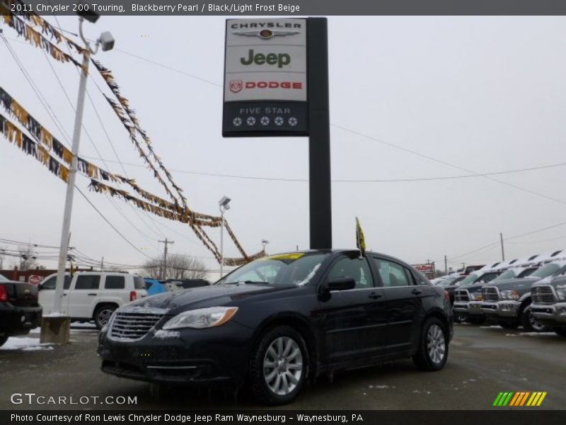 Blackberry Pearl / Black/Light Frost Beige 2011 Chrysler 200 Touring