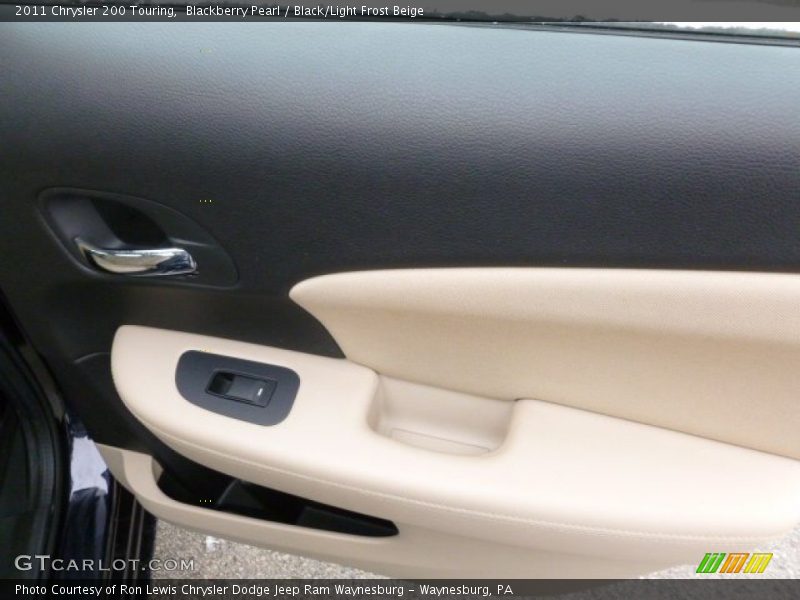 Blackberry Pearl / Black/Light Frost Beige 2011 Chrysler 200 Touring