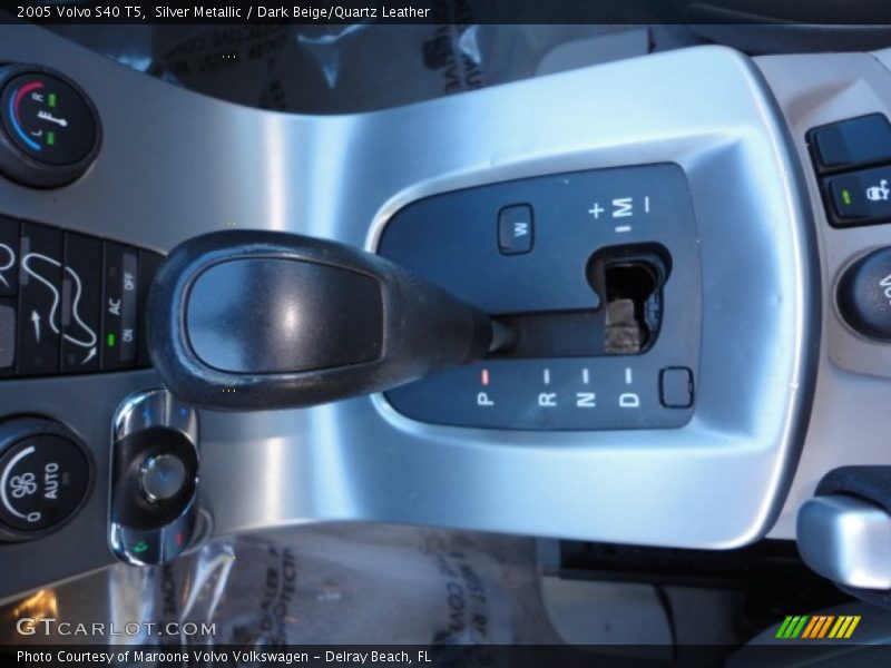 Silver Metallic / Dark Beige/Quartz Leather 2005 Volvo S40 T5