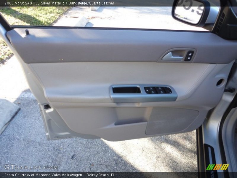 Silver Metallic / Dark Beige/Quartz Leather 2005 Volvo S40 T5