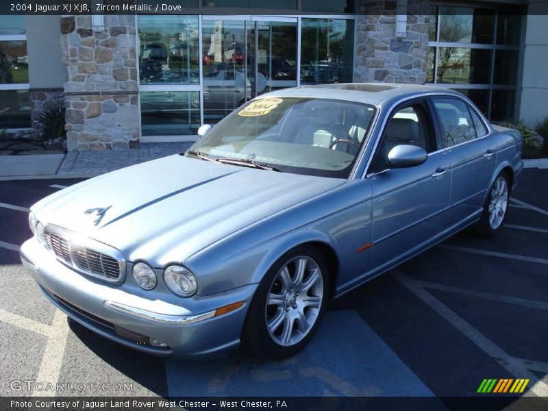 Zircon Metallic / Dove 2004 Jaguar XJ XJ8