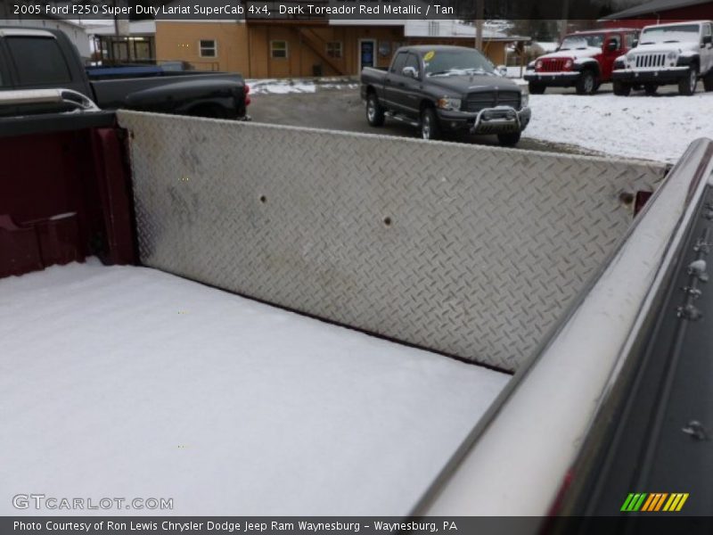 Dark Toreador Red Metallic / Tan 2005 Ford F250 Super Duty Lariat SuperCab 4x4