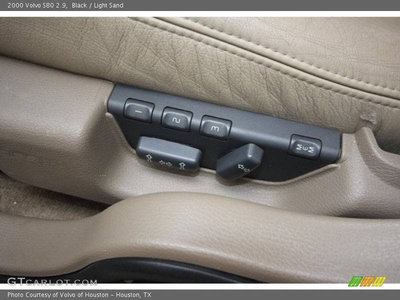 Controls of 2000 S80 2.9