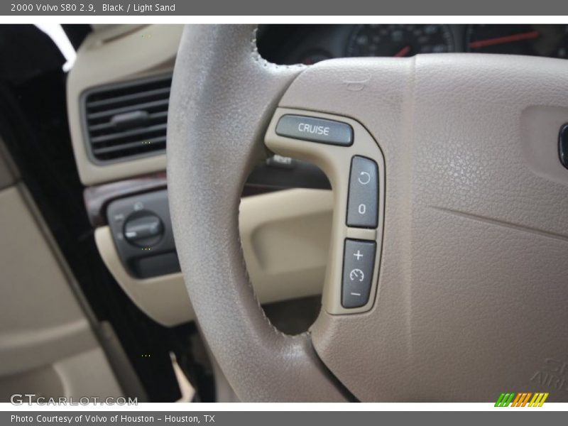 Black / Light Sand 2000 Volvo S80 2.9