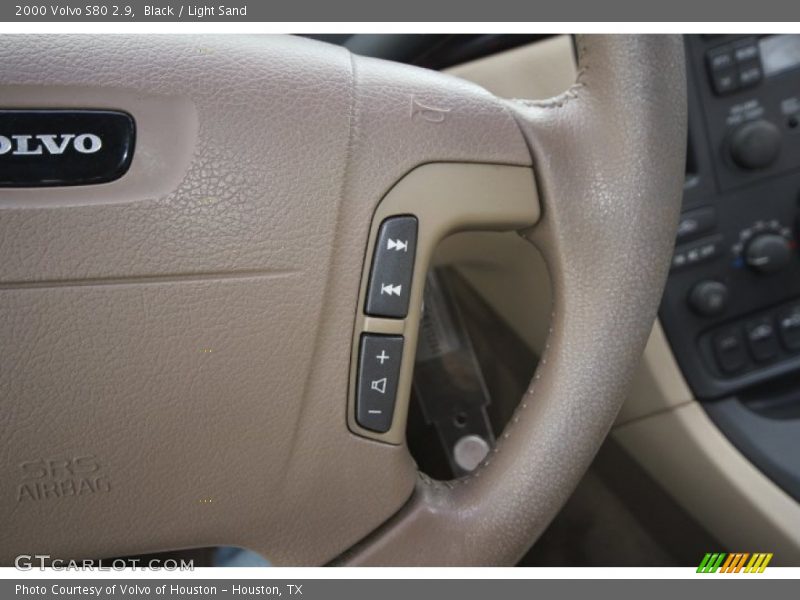 Black / Light Sand 2000 Volvo S80 2.9