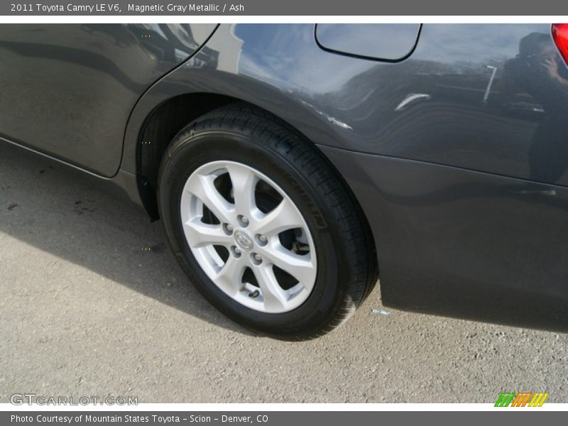 Magnetic Gray Metallic / Ash 2011 Toyota Camry LE V6