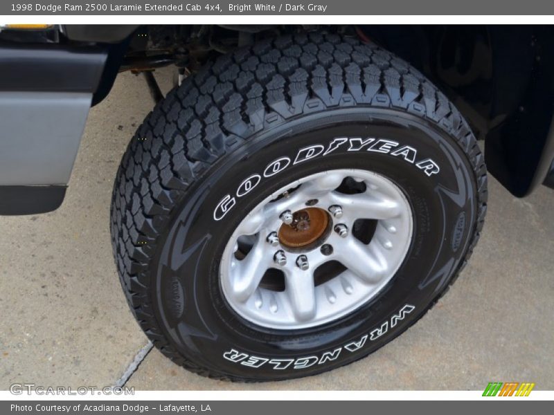 Bright White / Dark Gray 1998 Dodge Ram 2500 Laramie Extended Cab 4x4