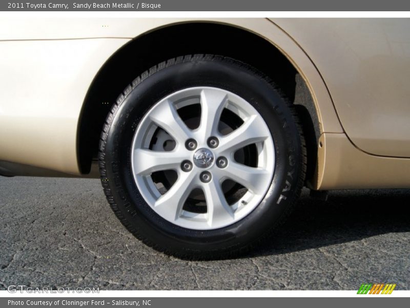Sandy Beach Metallic / Bisque 2011 Toyota Camry
