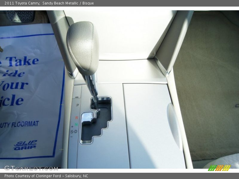 Sandy Beach Metallic / Bisque 2011 Toyota Camry