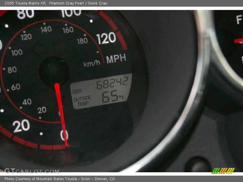 Phantom Gray Pearl / Stone Gray 2005 Toyota Matrix XR