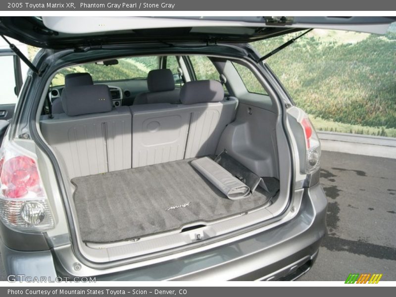 Phantom Gray Pearl / Stone Gray 2005 Toyota Matrix XR
