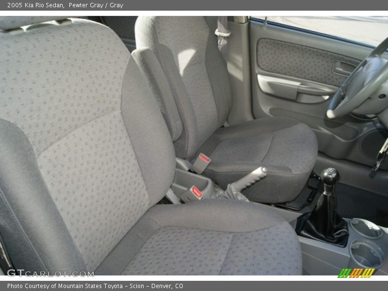 Pewter Gray / Gray 2005 Kia Rio Sedan