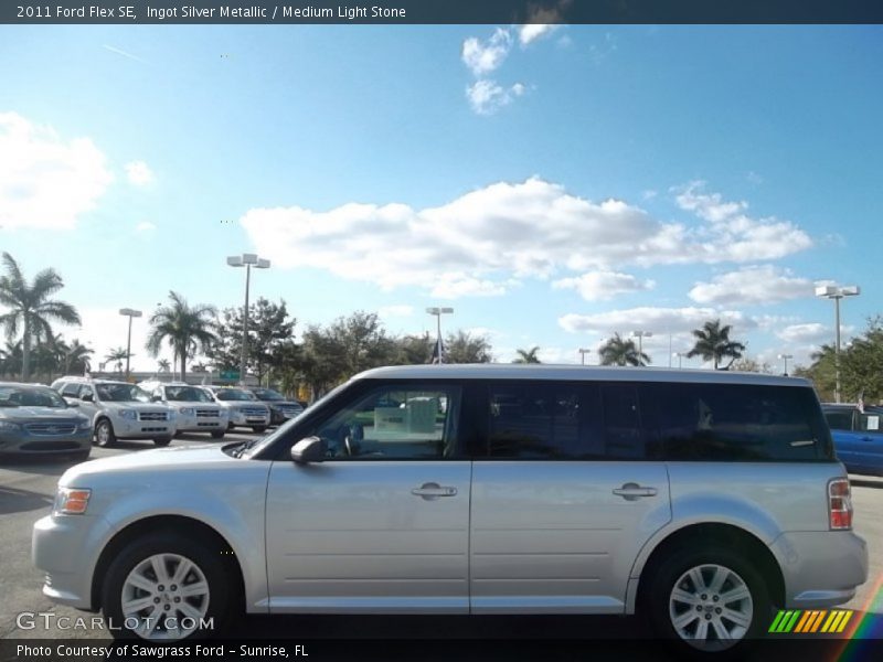 Ingot Silver Metallic / Medium Light Stone 2011 Ford Flex SE