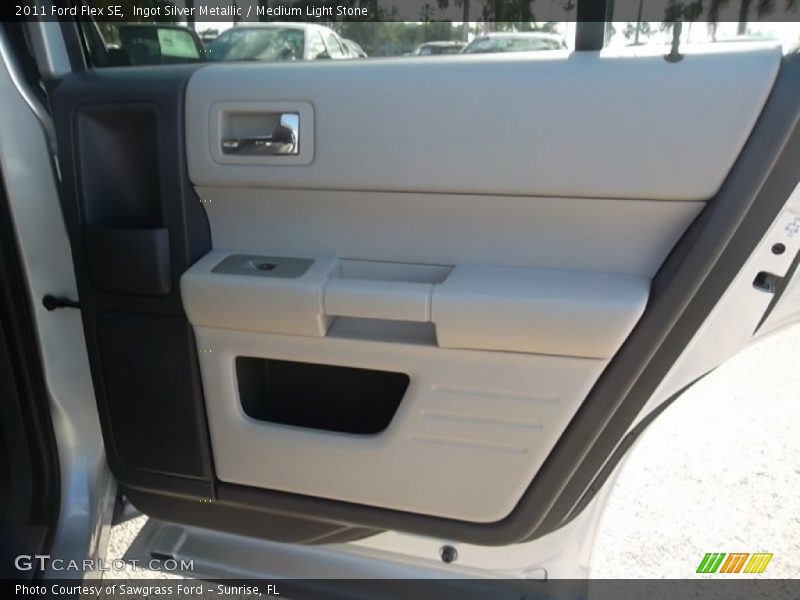 Ingot Silver Metallic / Medium Light Stone 2011 Ford Flex SE