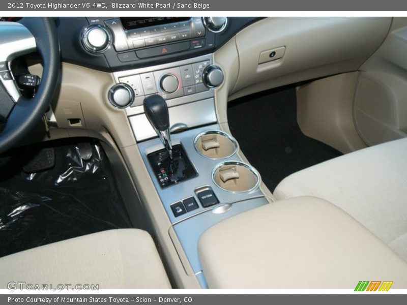 Blizzard White Pearl / Sand Beige 2012 Toyota Highlander V6 4WD