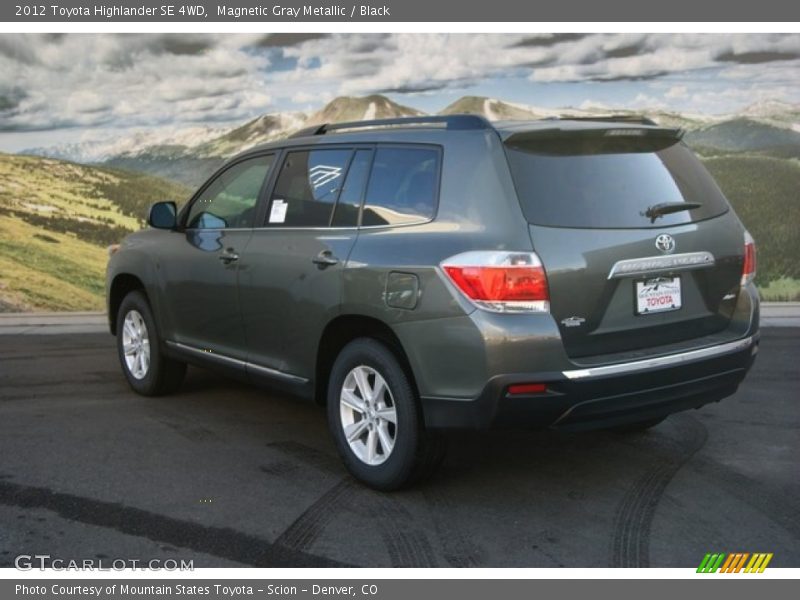 Magnetic Gray Metallic / Black 2012 Toyota Highlander SE 4WD