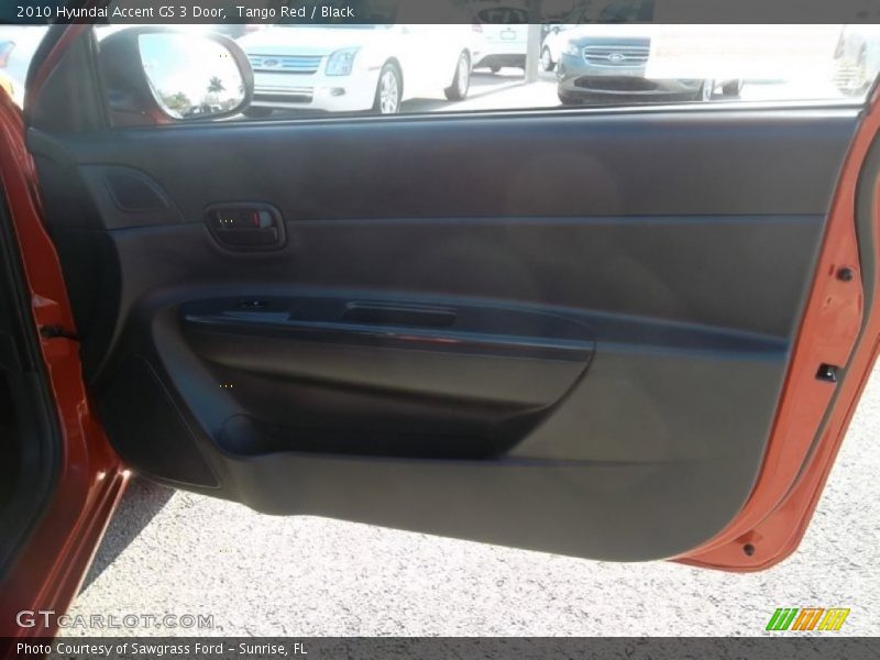 Tango Red / Black 2010 Hyundai Accent GS 3 Door