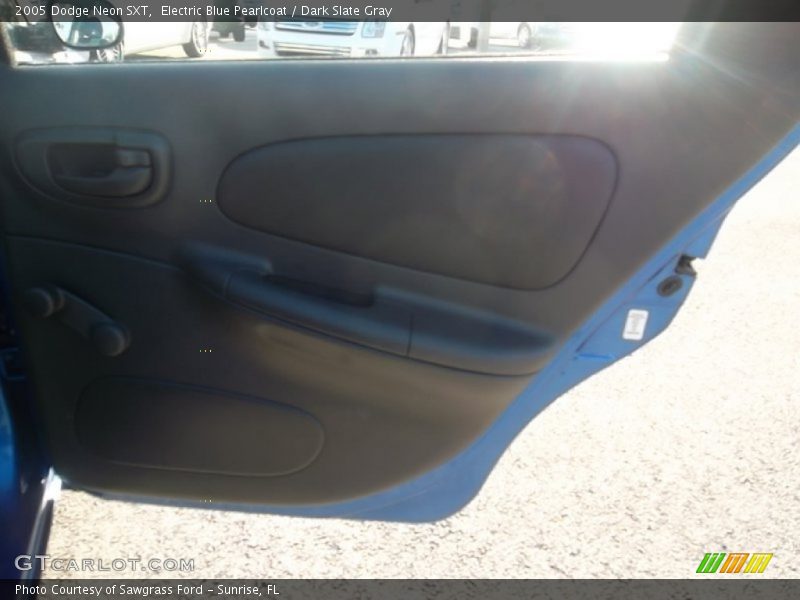 Electric Blue Pearlcoat / Dark Slate Gray 2005 Dodge Neon SXT