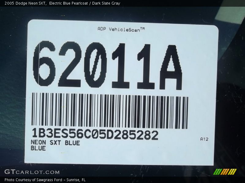 Electric Blue Pearlcoat / Dark Slate Gray 2005 Dodge Neon SXT