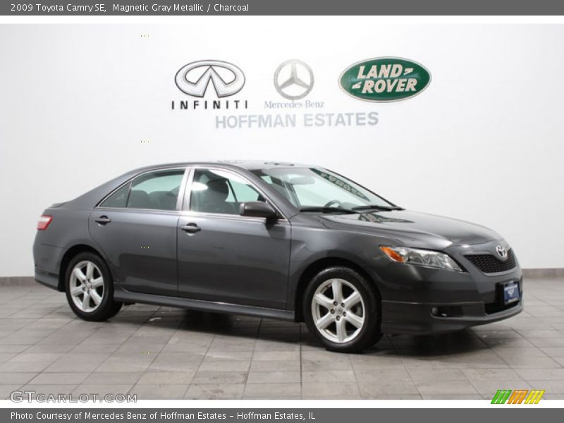 Magnetic Gray Metallic / Charcoal 2009 Toyota Camry SE