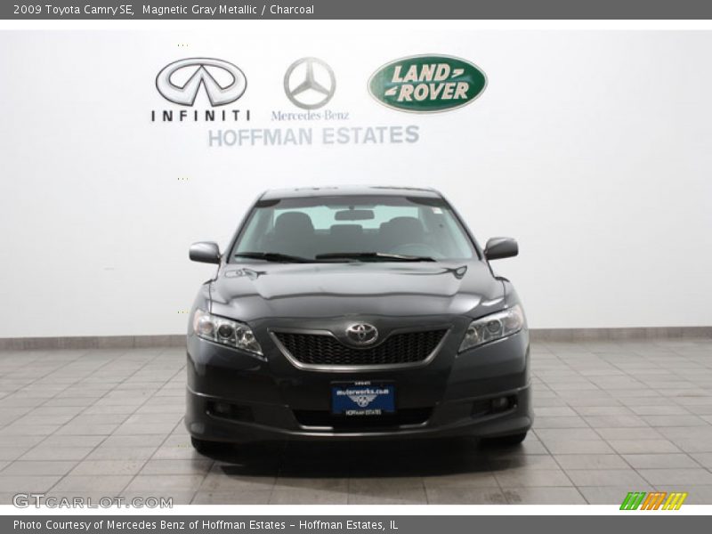 Magnetic Gray Metallic / Charcoal 2009 Toyota Camry SE