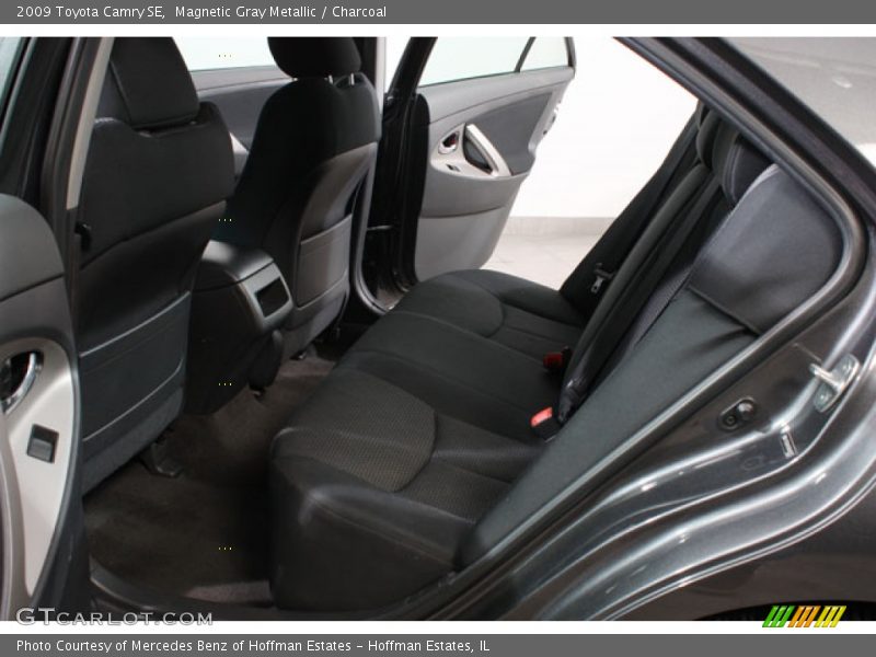 Magnetic Gray Metallic / Charcoal 2009 Toyota Camry SE
