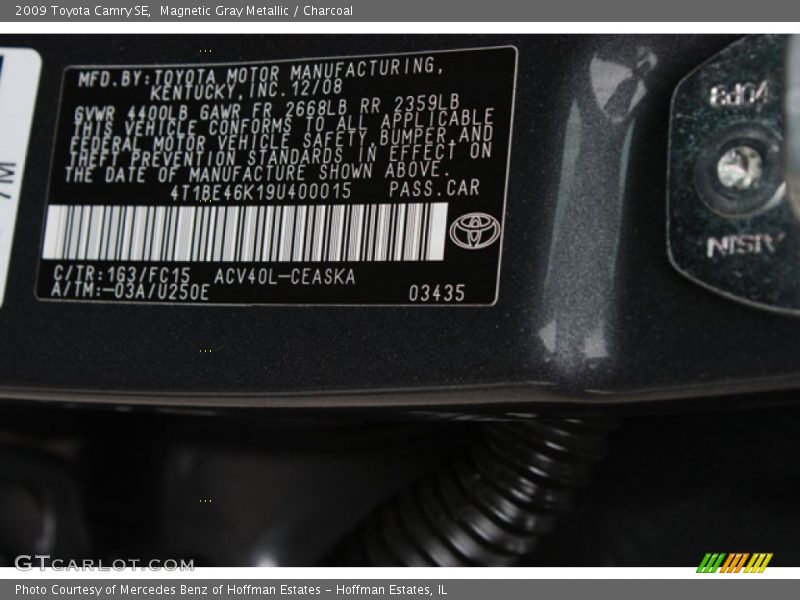 Magnetic Gray Metallic / Charcoal 2009 Toyota Camry SE