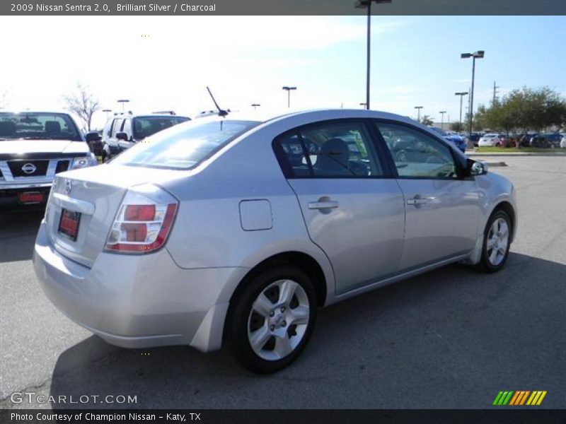 Brilliant Silver / Charcoal 2009 Nissan Sentra 2.0