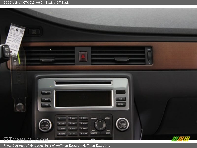 Black / Off Black 2009 Volvo XC70 3.2 AWD