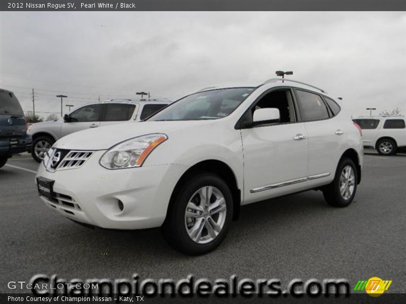 Pearl White / Black 2012 Nissan Rogue SV