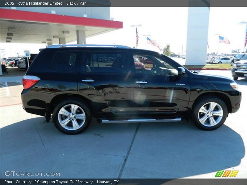 Black / Ash 2009 Toyota Highlander Limited