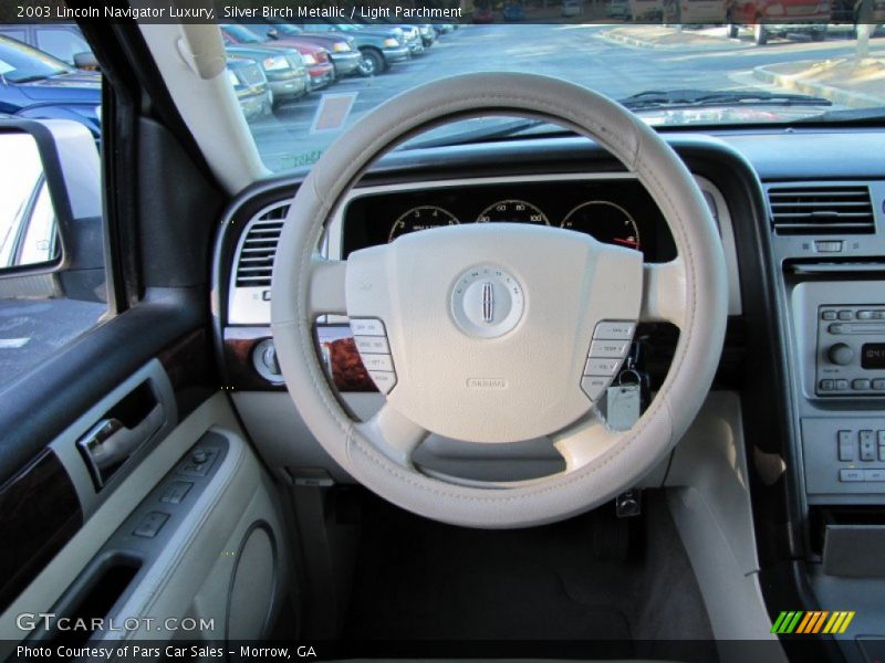 Silver Birch Metallic / Light Parchment 2003 Lincoln Navigator Luxury