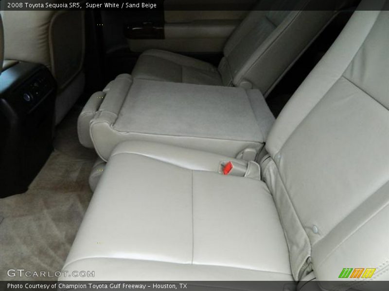Super White / Sand Beige 2008 Toyota Sequoia SR5