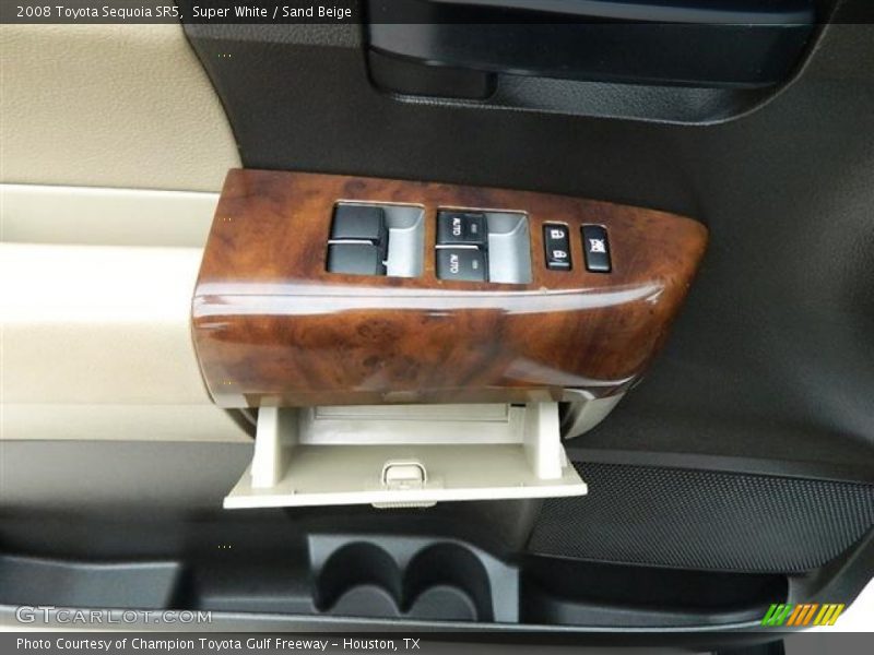 Super White / Sand Beige 2008 Toyota Sequoia SR5